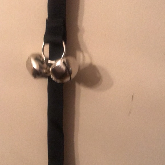 Dog Doorbells-  Set if 2- New - Picture 5 of 11